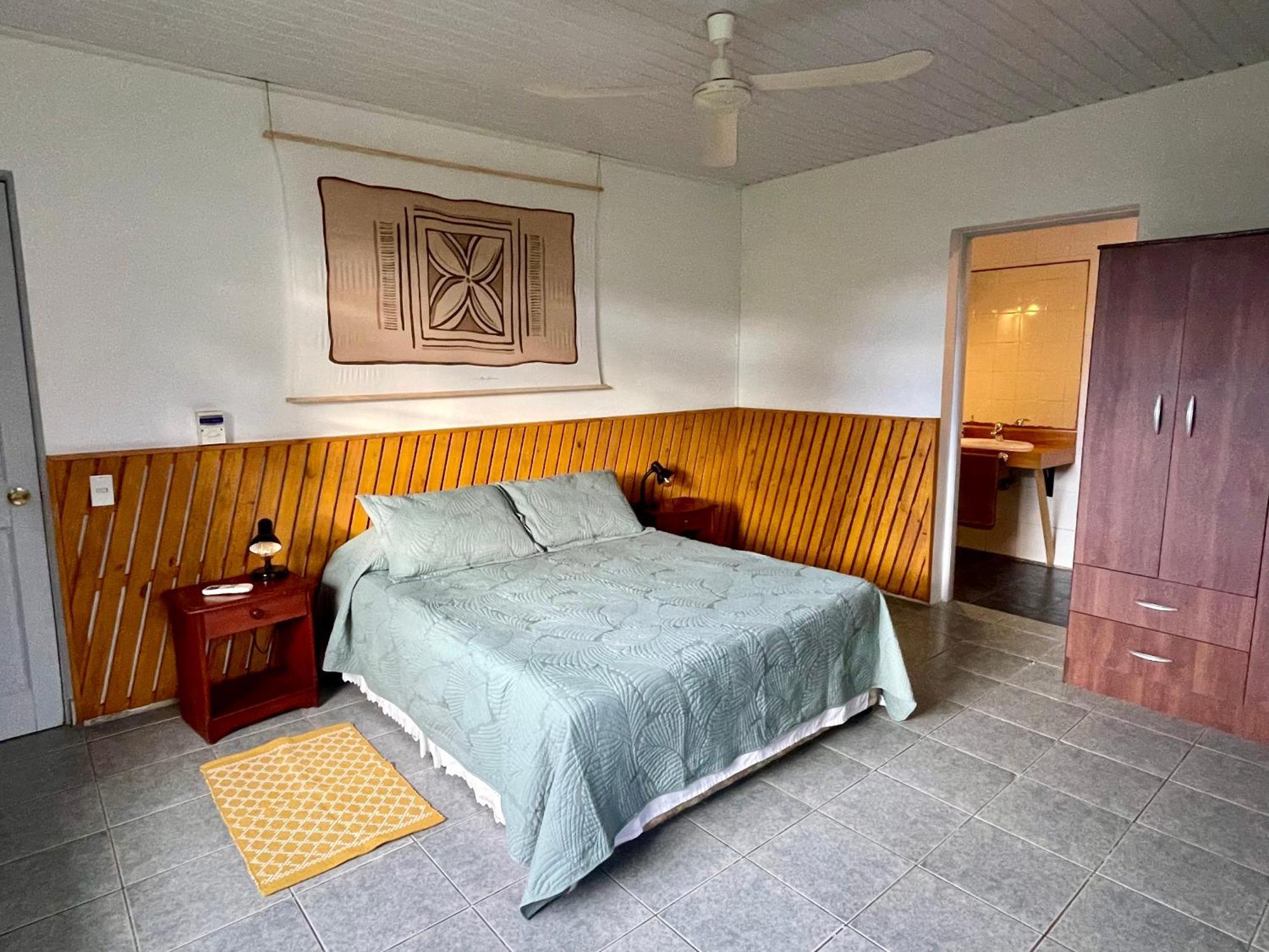Manureva Nui Hotel Boutique Hanga Roa Exterior photo